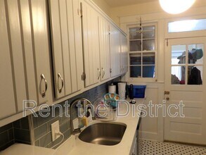 4433 Fessenden St NW in Washington, DC - Building Photo - Building Photo