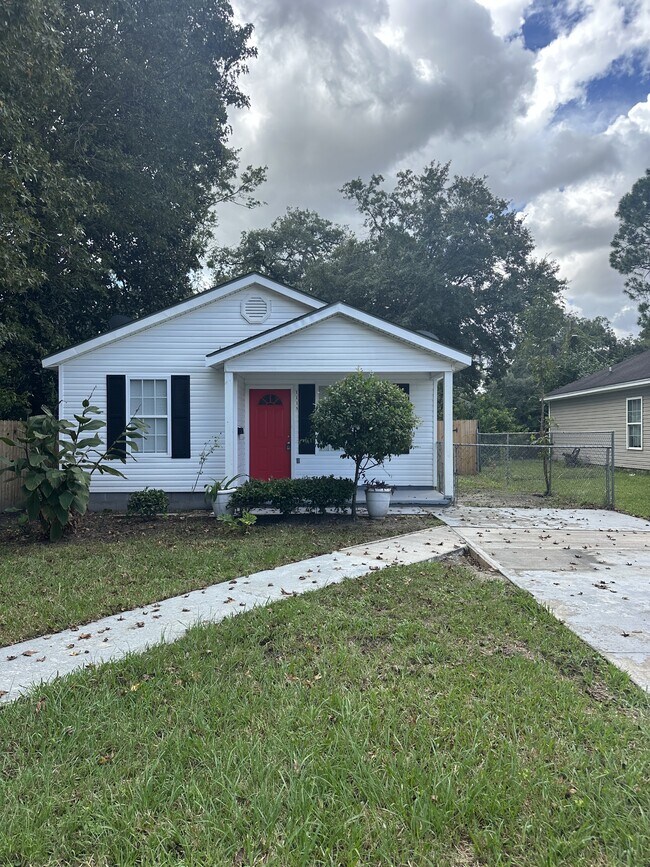 1115 E 59th St in Savannah, GA - Building Photo - Building Photo