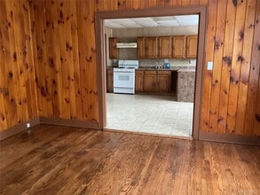 76 Lawrence Ave in New Windsor, NY - Building Photo - Building Photo