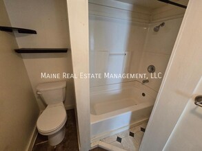 10 Otis St in Bangor, ME - Building Photo - Building Photo