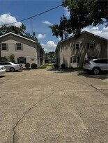725 Heavens Dr, Unit 3 in Mandeville, LA - Building Photo