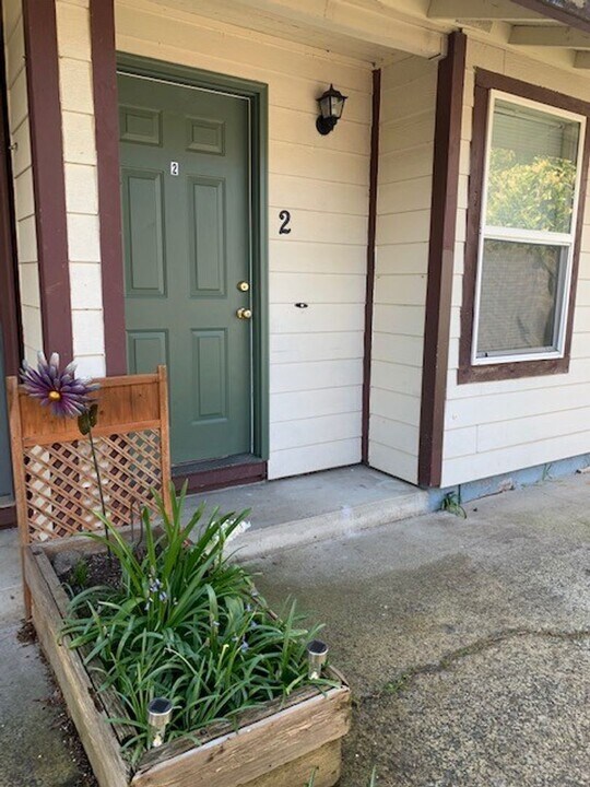 335 Avenue K in Seaside, OR - Building Photo