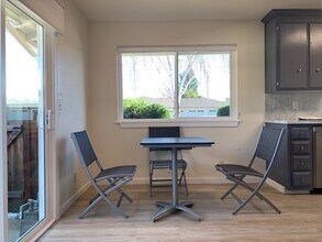 1420 Village Ct in Mountain View, CA - Building Photo - Building Photo