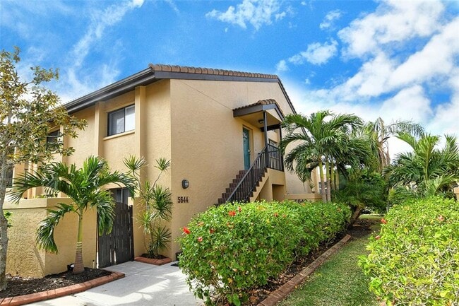 property at 5644 Ashton Lake Dr