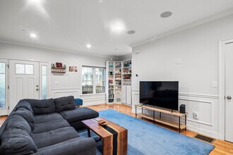 266 Lamartine St, Unit #2 in Boston, MA - Building Photo - Building Photo