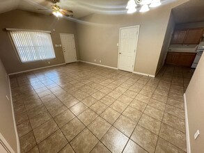 4807 John David Dr-Unit -Unit B in Killeen, TX - Building Photo - Building Photo