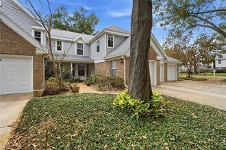 2201 Coach House Blvd in Orlando, FL - Building Photo - Building Photo