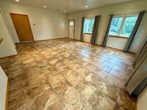 2175 Chateau Ct in North Pole, AK - Building Photo - Building Photo
