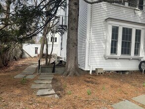 84 Irving St, Unit #1 in Cambridge, MA - Building Photo - Building Photo