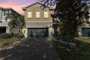 1040 Oliveto Verdi Ct in Brandon, FL - Building Photo