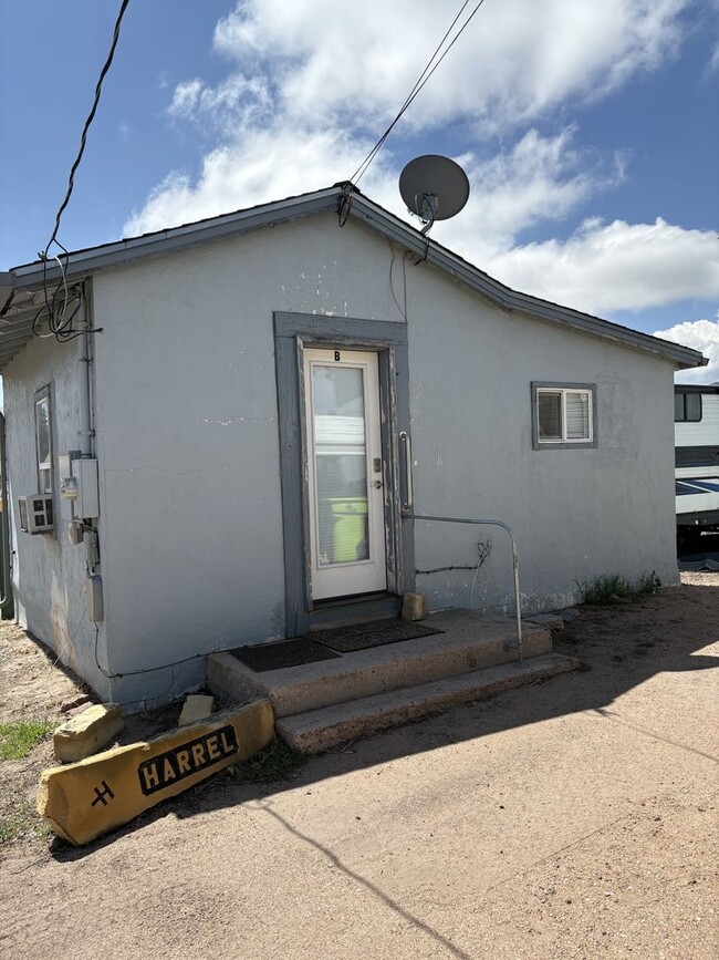 property at 152 Front St