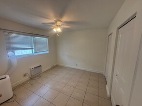 1415 N J St in Lake Worth Beach, FL - Building Photo - Building Photo