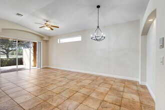 14970 Toscana Way in Naples, FL - Building Photo - Building Photo