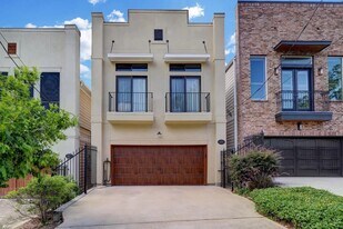 4410 Dickson St in Houston, TX - Building Photo