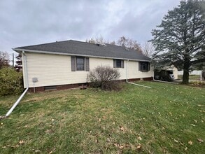 411 S 6th St in Wyoming, IL - Building Photo - Building Photo