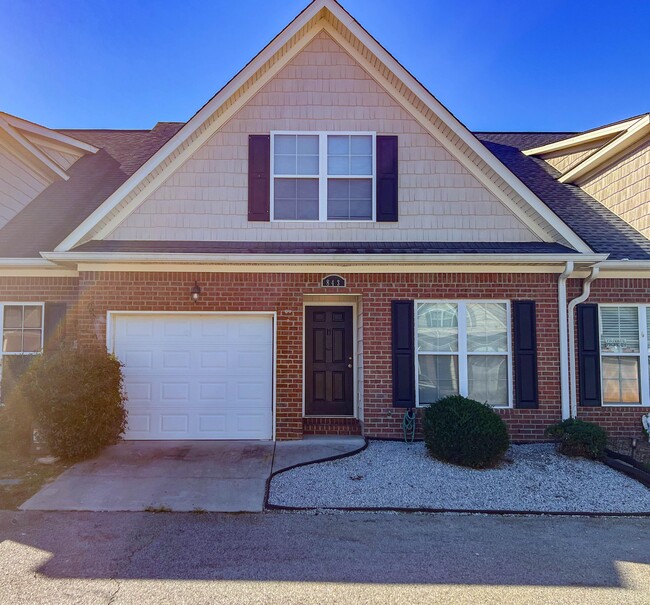 843 Landing Dr