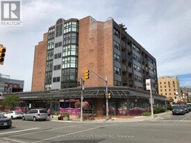 80 Athol St E in Oshawa, ON - Building Photo