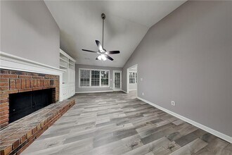 2150 Lakeway Dr in Dacula, GA - Building Photo - Building Photo