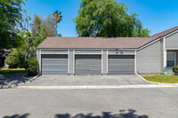 The Shores in Bakersfield, CA - Foto de edificio - Building Photo