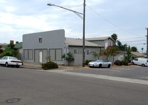 901 S Tremont St in Oceanside, CA - Building Photo