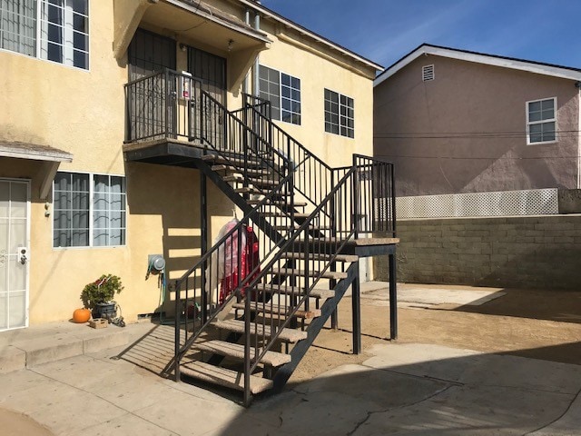2225 E 14th St, Unit B in Long Beach, CA - Building Photo