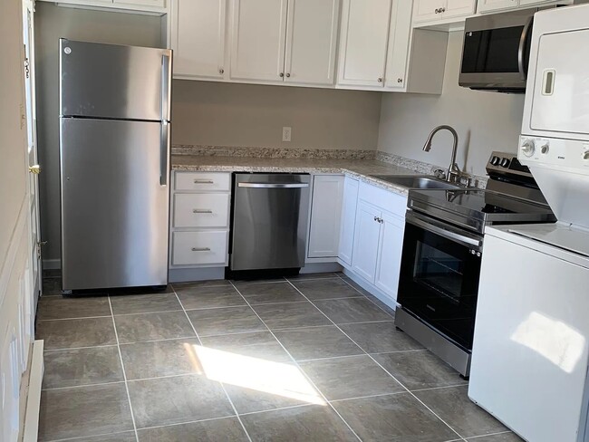 663 Stevenson Rd, Unit A