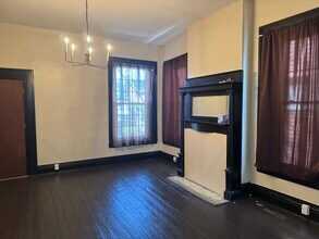 313 S Penn St, Unit 313 in Wheeling, WV - Foto de edificio - Building Photo