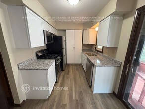 1 E 94th St in Bloomington, MN - Foto de edificio - Building Photo