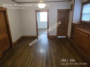 1272 SW Western Ave in Topeka, KS - Building Photo - Building Photo