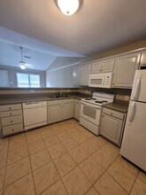 120-122 Fair Oaks Dr in Athens, GA - Building Photo - Building Photo