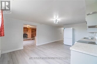 248 Bertie St in Fort Erie, ON - Building Photo - Building Photo