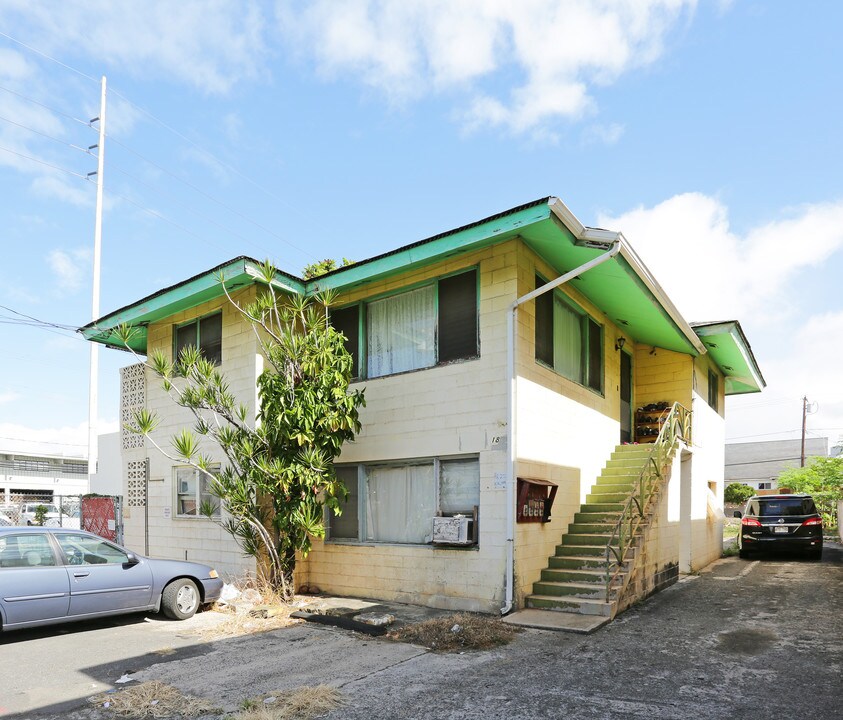 1820 Kalani St in Honolulu, HI - Building Photo