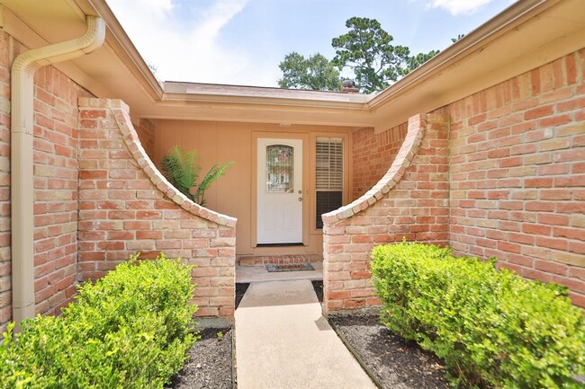 15822 Whipple Tree Dr in Houston, TX - Building Photo - Building Photo