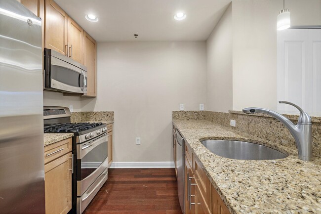 property at 619 Adams St