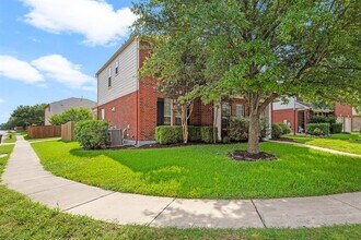 676 Rusk Rd in Round Rock, TX - Building Photo - Building Photo