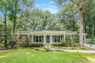 3302 Lenox Pl NE in Atlanta, GA - Building Photo - Building Photo