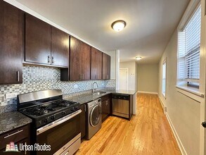 4426 N Wolcott Ave, Unit J05W in Chicago, IL - Foto de edificio - Building Photo