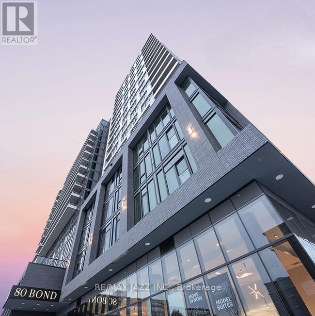 80-1680 Bond St E