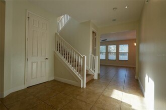 9088 Outlook Rock Trail in Windermere, FL - Foto de edificio - Building Photo