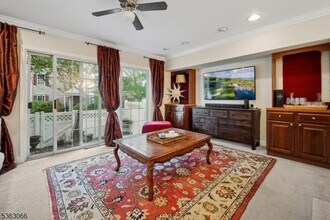5 Prescott Ct in Bernards, NJ - Building Photo - Building Photo