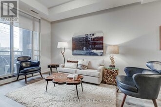 150 Main St W in Hamilton, ON - Building Photo - Building Photo