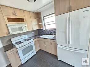 44 STREET in Queens, NY - Building Photo - Building Photo