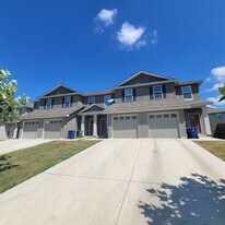 6423 Melanzane Ave in San Antonio, TX - Building Photo
