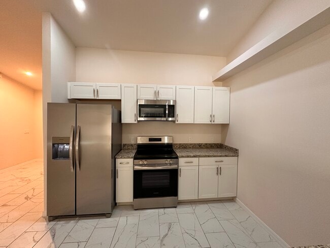 3604 SW 7th Pl in Cape Coral, FL - Building Photo - Building Photo