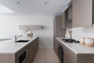 5199 Brighouse Way in Richmond, BC - Building Photo - Building Photo