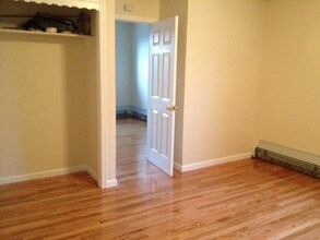 230 River Dr in Garfield, NJ - Foto de edificio - Other