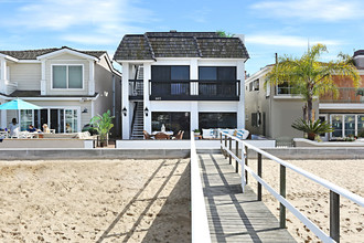 603 N Bay Front in Newport Beach, CA - Building Photo - Building Photo