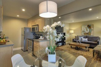 Sutter View Apartments in Sutter Creek, CA - Foto de edificio - Building Photo