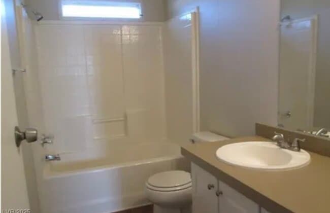 1320 Windy Ln in Pahrump, NV - Building Photo - Building Photo