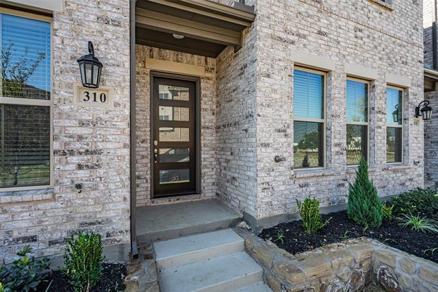 310 Almanor St in Lewisville, TX - Building Photo - Building Photo